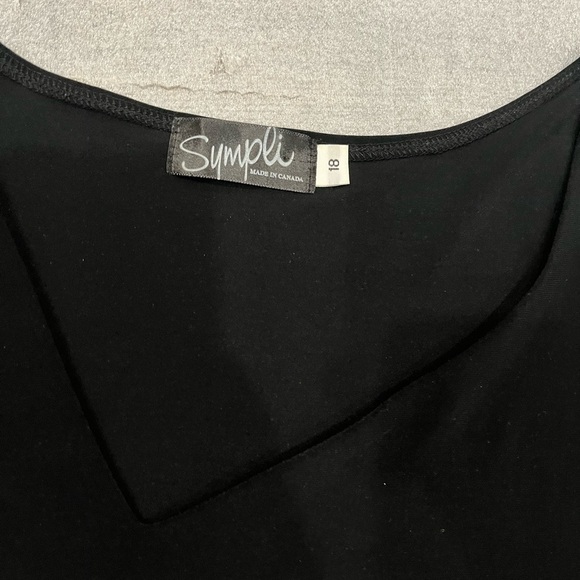 [18] Sympli Black Focus Asymmetrical Slit Tunic Blouse - Picture 3 of 8